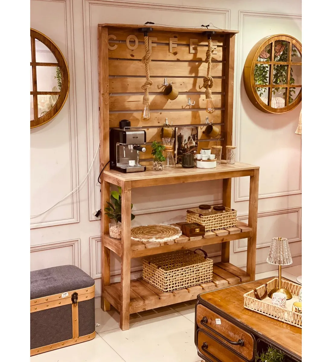 ركن قهوة خشبي
